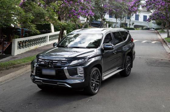 MITSUBISHI PAJERO SPORT 2.4 16V MIVEC TURBO DIESEL LEGEND AWD AUTOMÁTICO